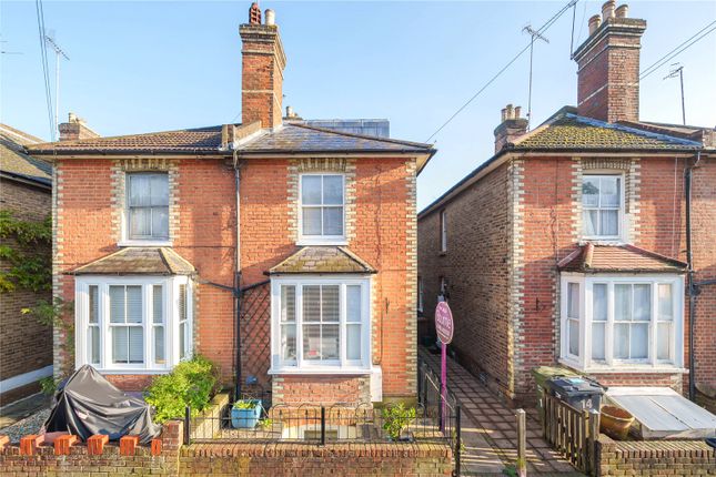 Millmead Terrace, Guildford, Surrey, GU2 3 bed semi