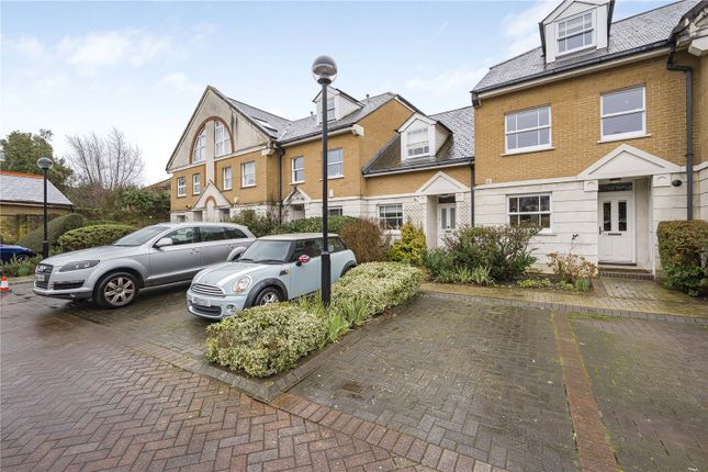Kendal Place, Putney, London, SW15 2 bed terraced house for sale