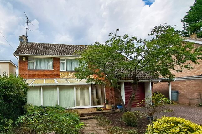 3 bed detached house