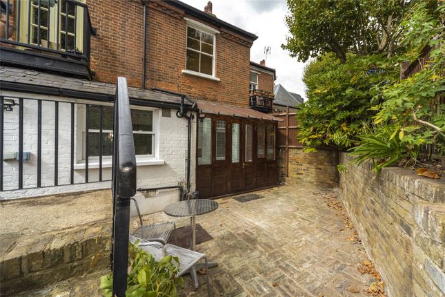 Sandycombe Road, Kew, Surrey, TW9 1 bed apartment for sale