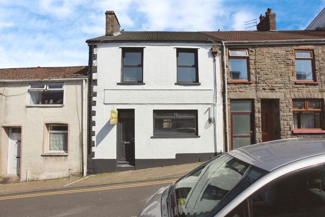 4 bedroom cluster house for sale