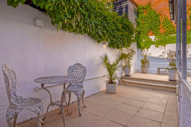 1 bedroom cottage for sale