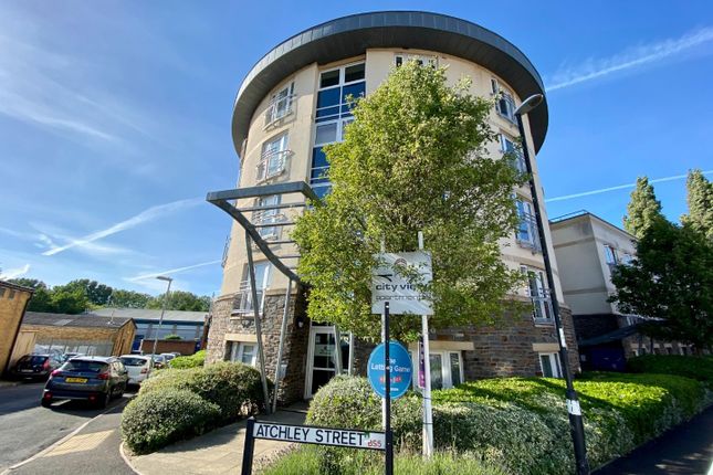 3 bedroom flat for sale