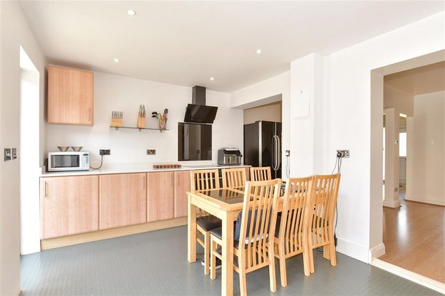 3 bed terraced house