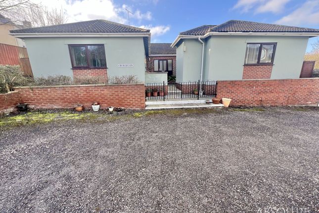 3 bed detached bungalow