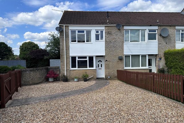 3 bed end terrace house