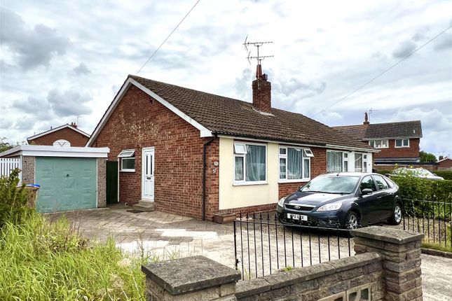 2 bedroom semi-detached bungalow for sale