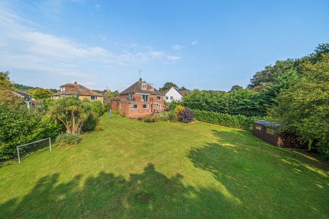 Farnham Park Drive, Farnham, GU9 5 bed detached house for sale