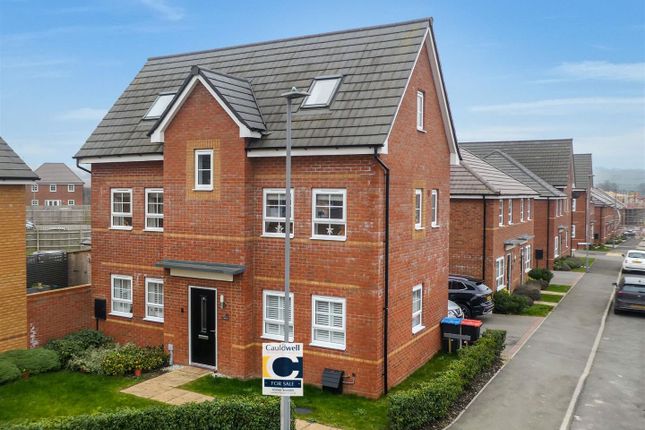 Purcell Way, Eaton Leys, Milton Keynes 4 bed detached house for sale