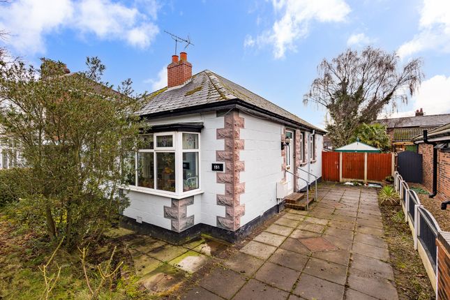 Pit Lane, Widnes WA8 3 bed detached bungalow for sale