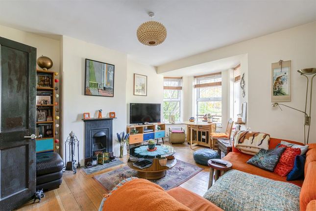 Stoke Newington Church Street... 3 bed apartment for sale