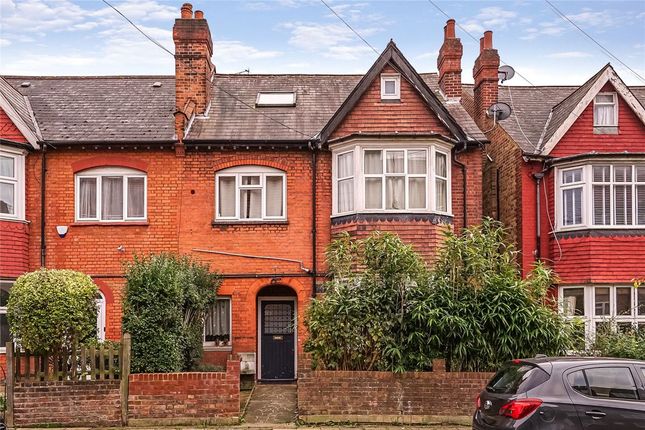 Barrow Road, London SW16 2 bed flat for sale