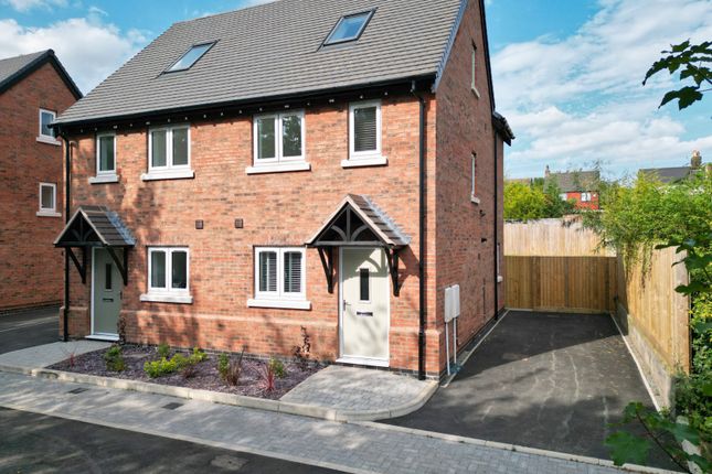 Langsmead Place, Coalville, LE67 3 bed semi