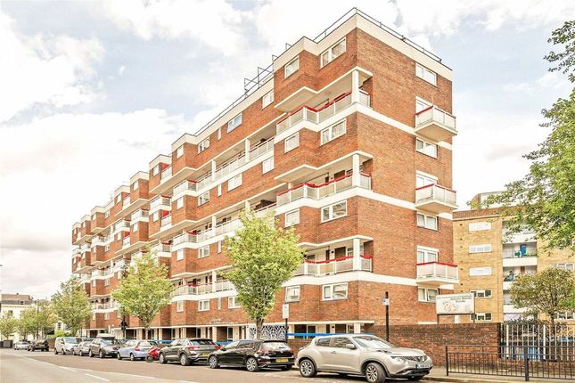 Abbots Manor, London SW1V 3 bed flat for sale