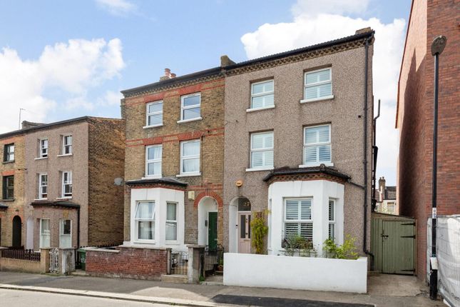 Elderton Road, Sydenham, London, SE26 3 bed semi