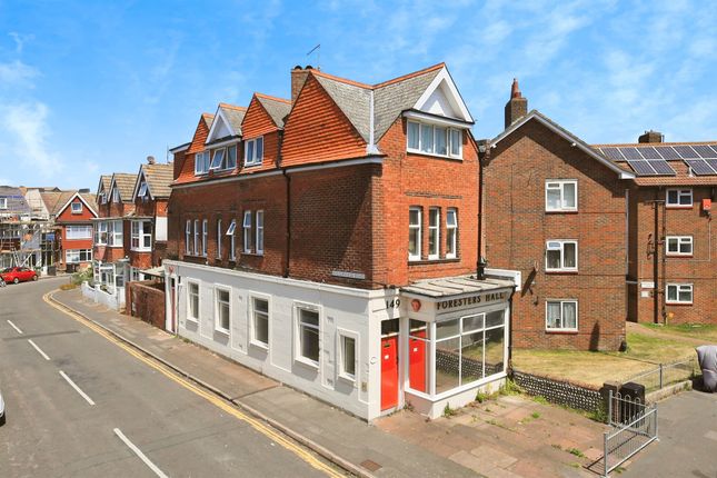 3 bed detached house