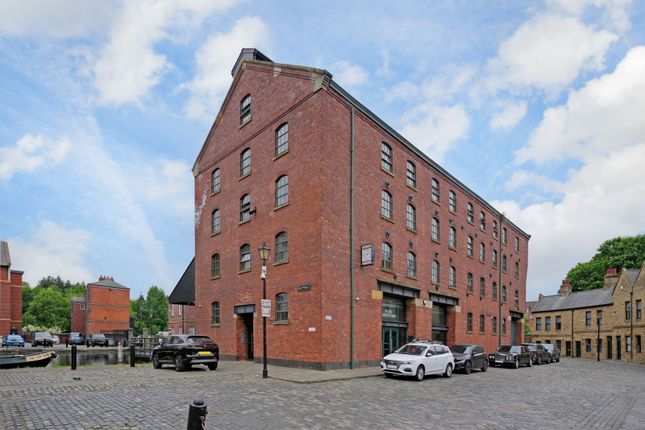 2 bed flat