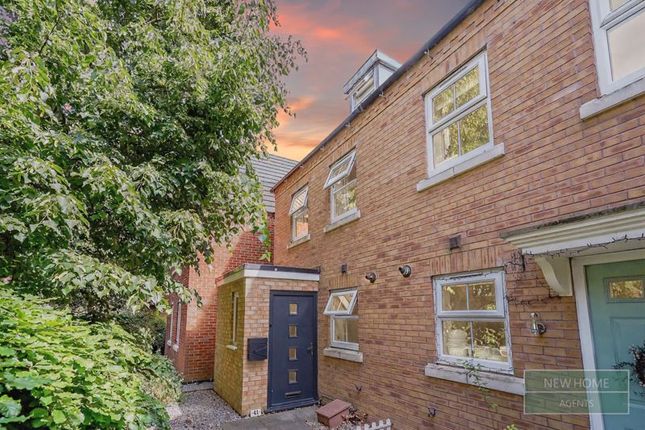 3 bed semi-detached house