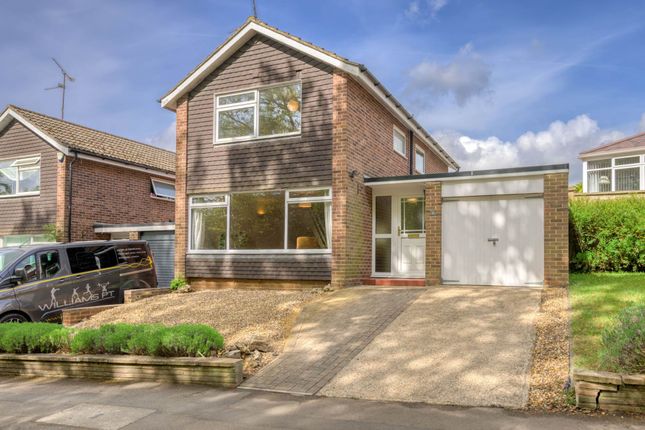 3 bed detached house