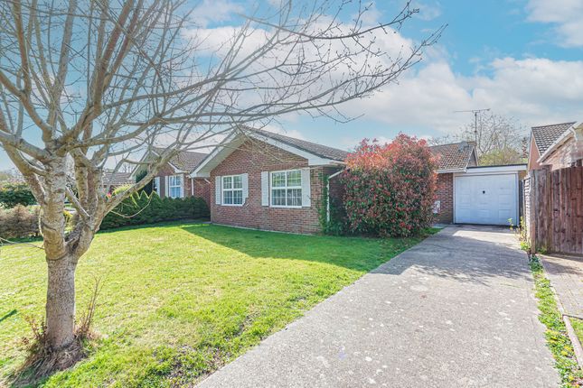 Yateley, Hants 3 bed detached bungalow for sale