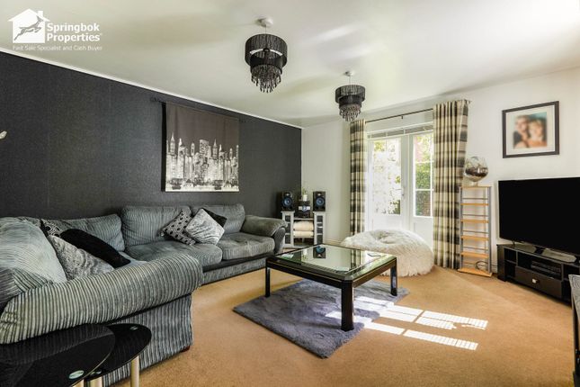 4 bed terraced house