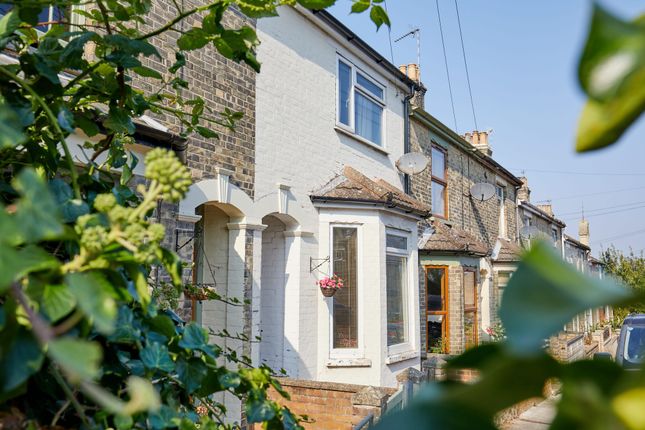 St. Peters Road, Lowestoft 2 bed terraced house for sale