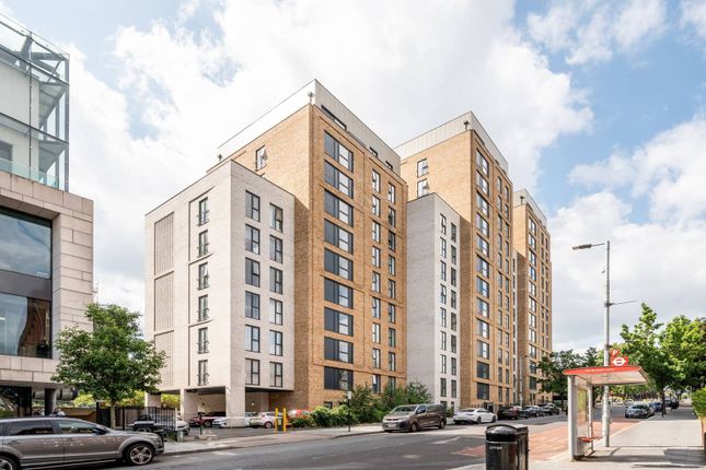 Weston Point, Woolwich, London, SE18 1 bed flat for sale