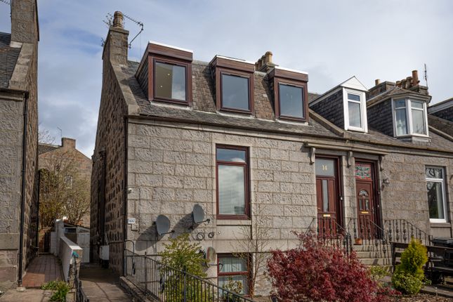 Roslin Terrace, Aberdeen 2 bed apartment for sale