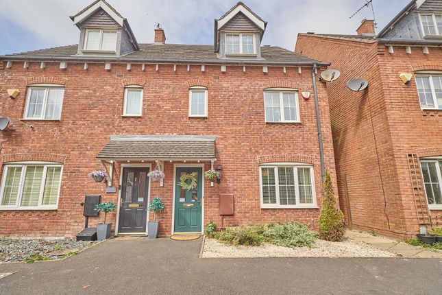 4 bedroom semi-detached house for sale