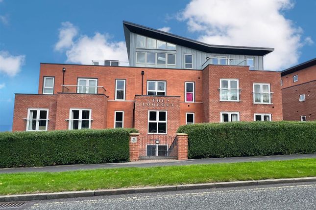 Holbeck Hill, Scarborough 2 bed ground floor flat for sale