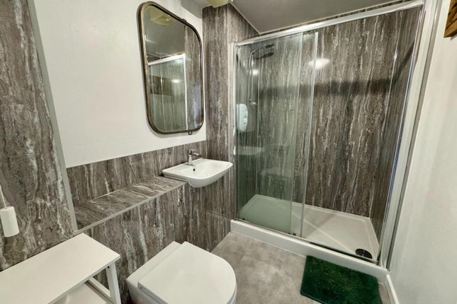 Lisbon Drive, Burnley 2 bed apartment for sale