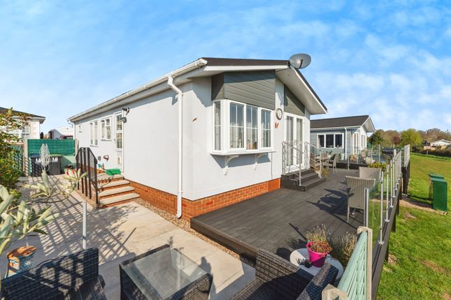 2 bedroom park home for sale