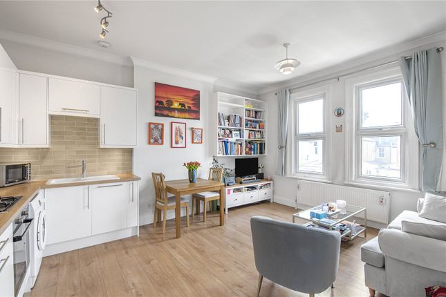 Bedford Hill, London, SW12 1 bed flat for sale