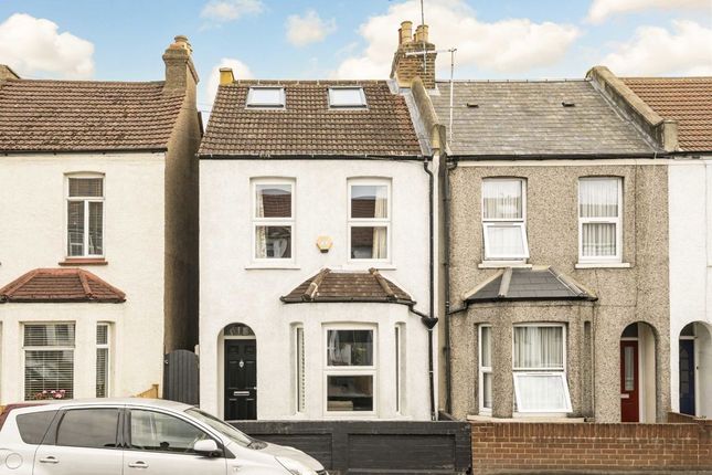 4 bedroom semi-detached house for sale