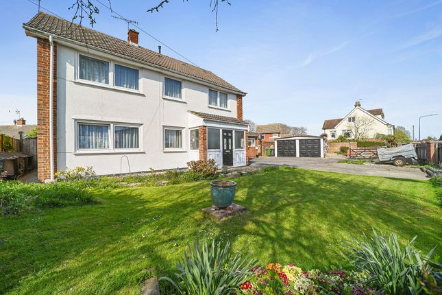 6 bed detached house