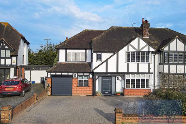 Grange Crescent, Chigwell IG7 4 bed semi