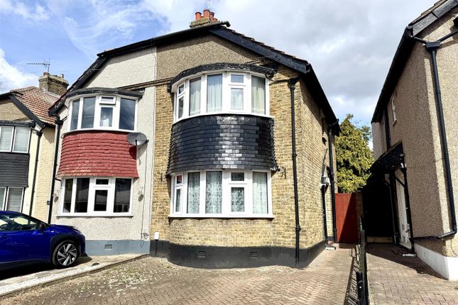 Budleigh Crescent, Welling DA16 3 bed semi