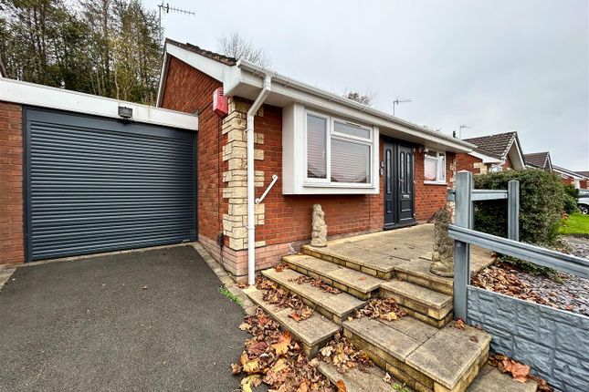 Apperley Way, Halesowen, B63 2XP 2 bed detached bungalow for sale