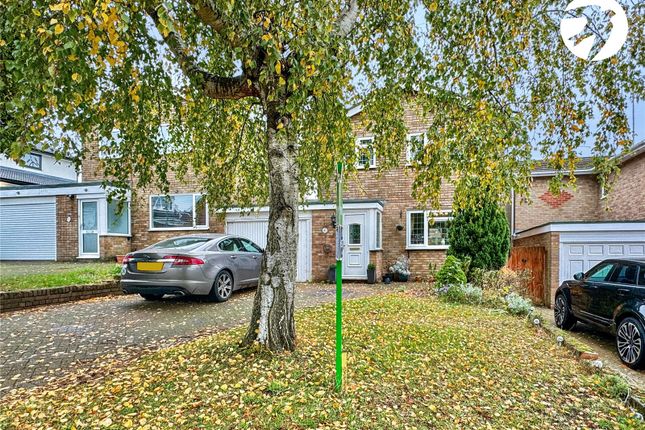 Pinks Hill, Swanley, Kent, BR8 3 bed link detached house for sale