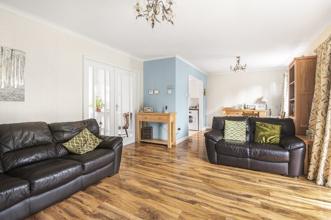 Phoenix Drive, Keston, BR2 3 bed detached house for sale