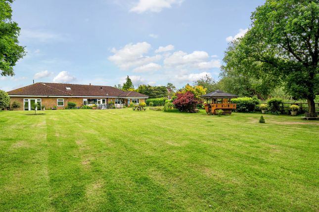 Old Coach Road, Sevenoaks TN15 5 bed bungalow for sale