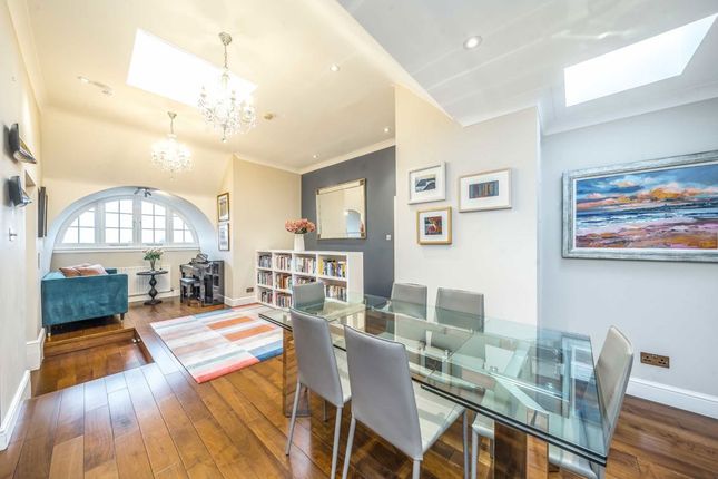 Southey Road, London SW19 3 bed flat for sale