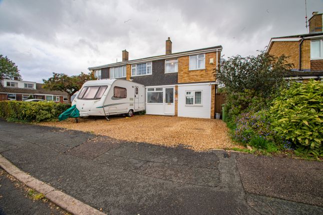 Oakleigh Drive, Peterborough PE2 4 bed semi