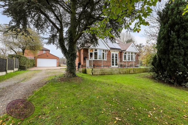 Broad Lane, Brinsley, Nottingham, NG16 4 bed detached bungalow for sale