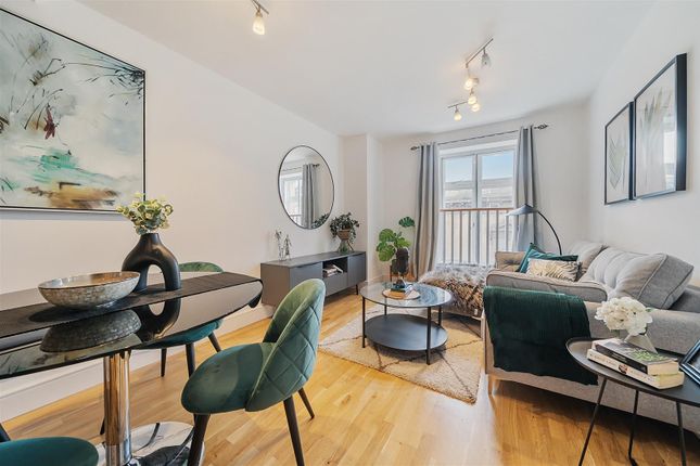 3 bed flat