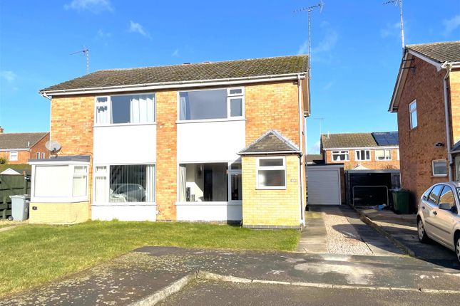 2 bedroom semi-detached house for sale
