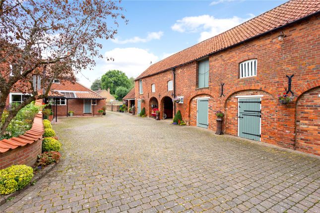 Washdyke Farm, Lincoln Road, Fulbeck... 4 bed detached house for sale