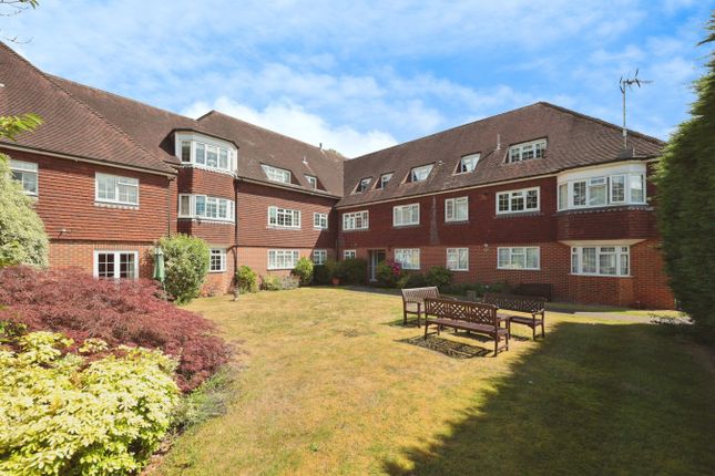 Grove Road, Beaconsfield HP9 2 bed apartment for sale