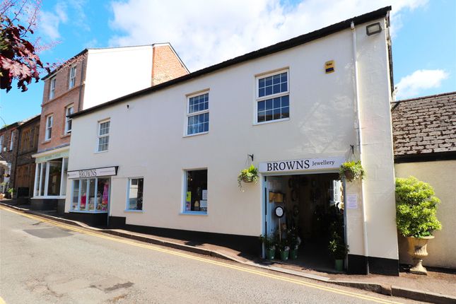 High Street, Dulverton, TA22 2 bed property for sale