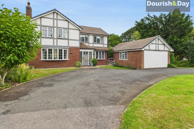School Lane, Stafford ST18 4 bed detached house for sale
